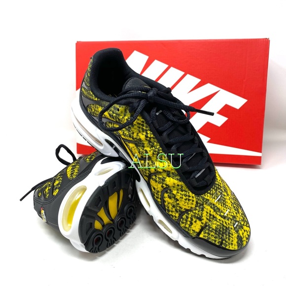 Nike Air Max Plus Black Speed Yellow Women Sneaker - Picture 9 of 10